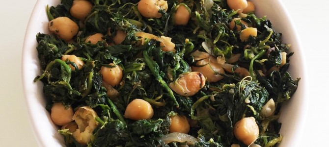 Spinach with Hummus à la Wafaa